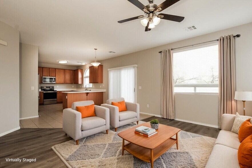 Building Photo - 1626 E Aspen Ave