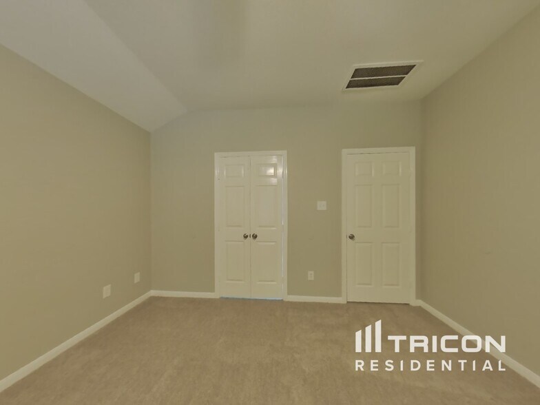 Building Photo - 2306 Hunter Park Ct