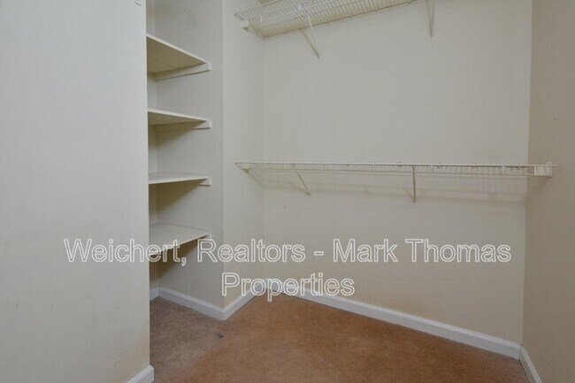 Building Photo - 13 Tarawa Terrace