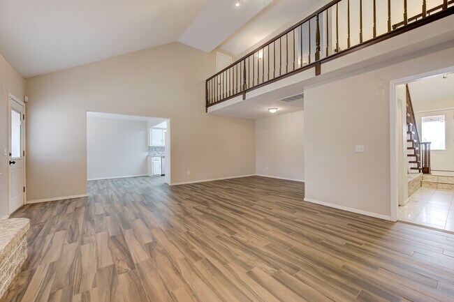 Building Photo - 6524 Eastbourne Ln