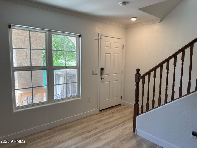 Building Photo - 2670 S Voyager Dr