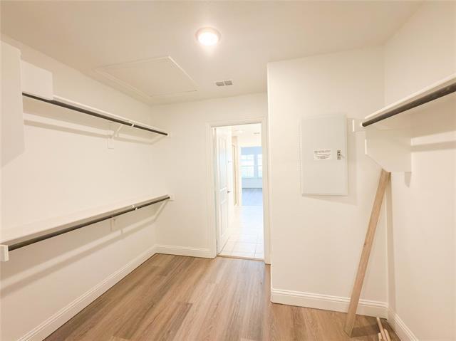 Building Photo - 114 Settlers Wy