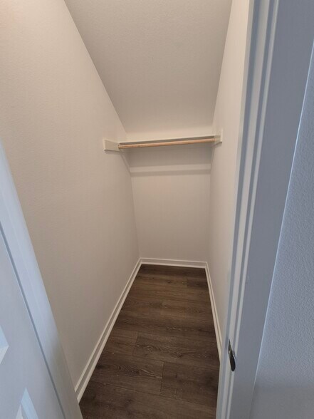 Building Photo - 34543 Ciruela Ave