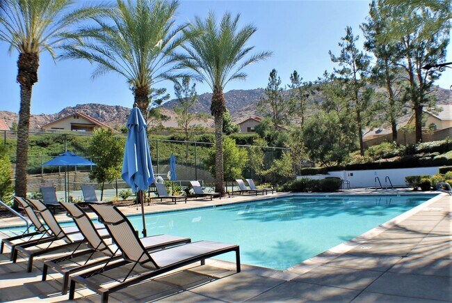 Building Photo - 14752 Eaglehead Mountain Dr
