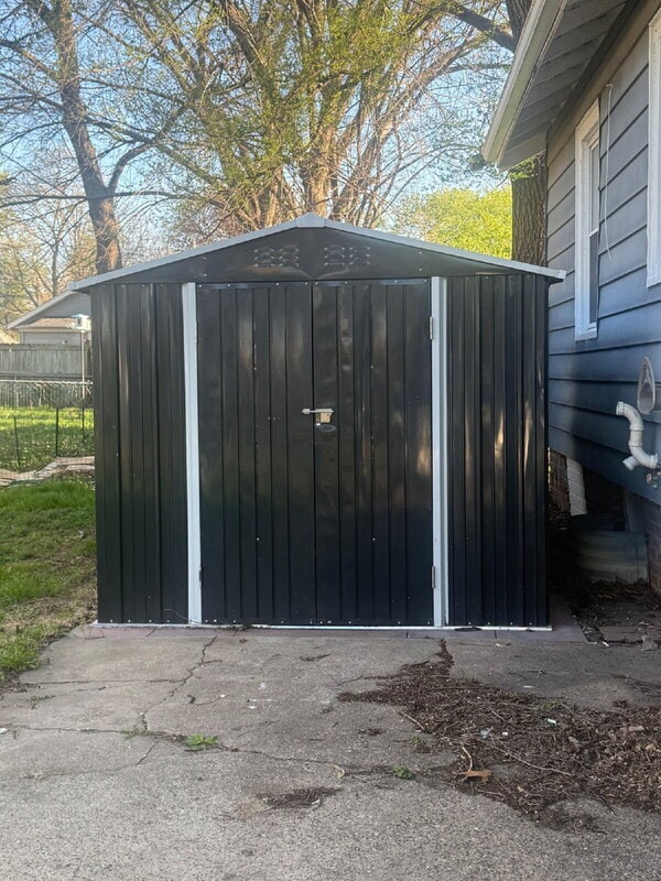 Building Photo - 2824 Des Moines St