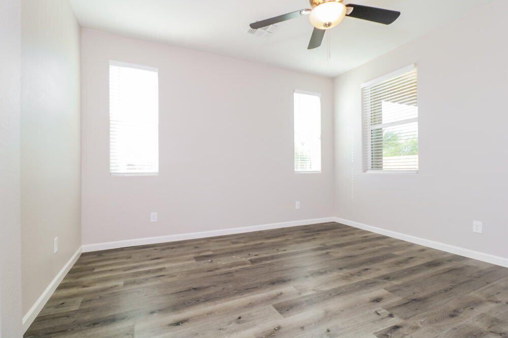 Building Photo - 10425 W Pima St