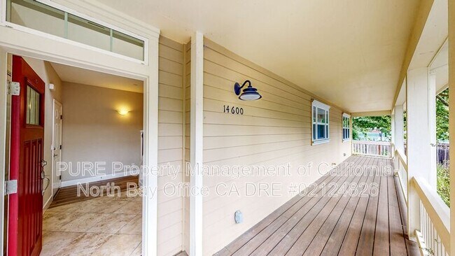 Building Photo - 14600 Jomark Ln
