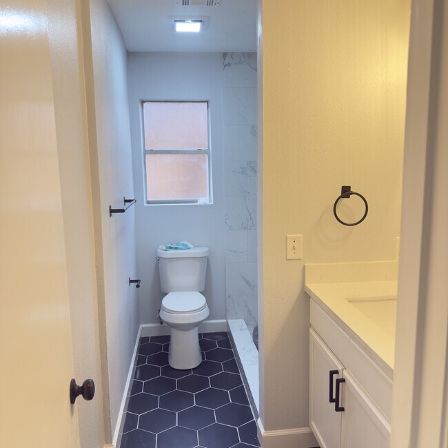 Building Photo - 12626 Havenrock Dr