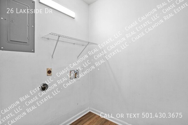 Building Photo - 26 Lakeside Dr