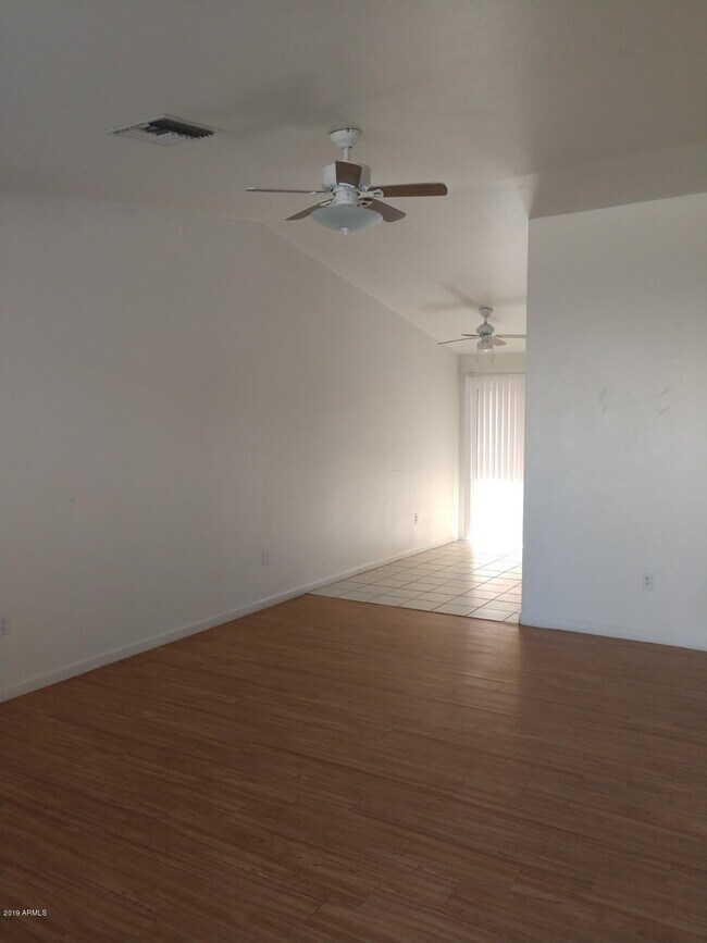 Building Photo - 6711 W Osborn Rd