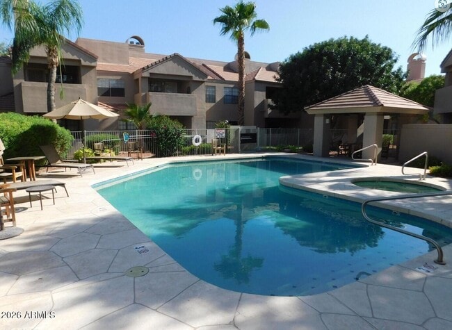 Building Photo - 5950 N 78th St