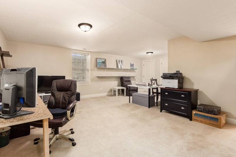 Building Photo - 903 Adara Dr