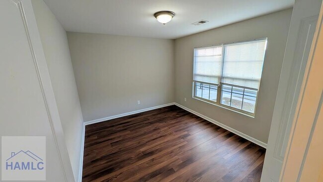 Building Photo - 418 Valdez Ct