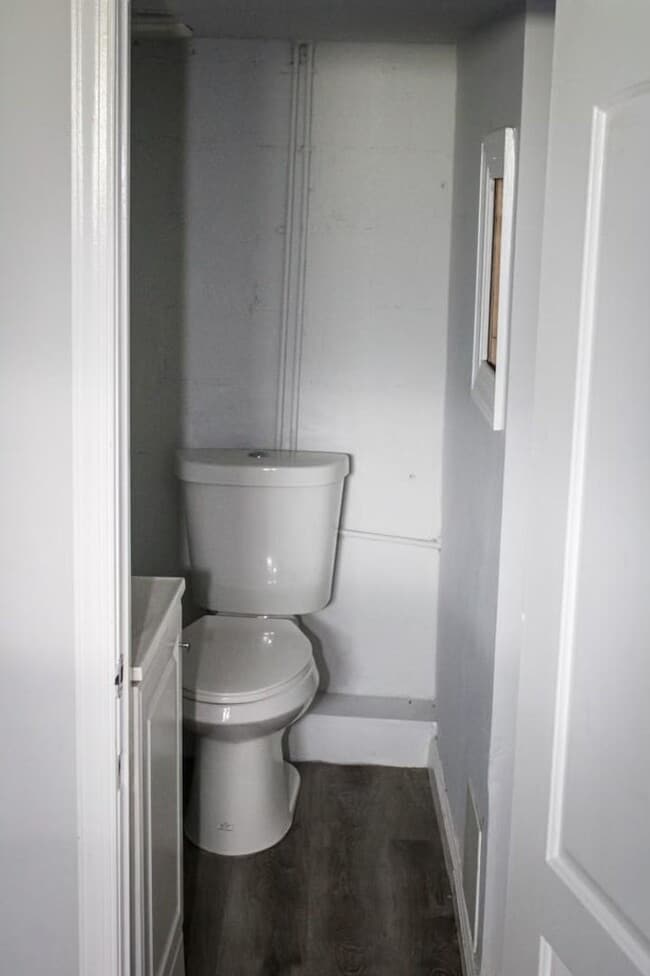 Building Photo - Stunning 3-Bedroom Home with Modern Amenities in a Prime Neighborhood!