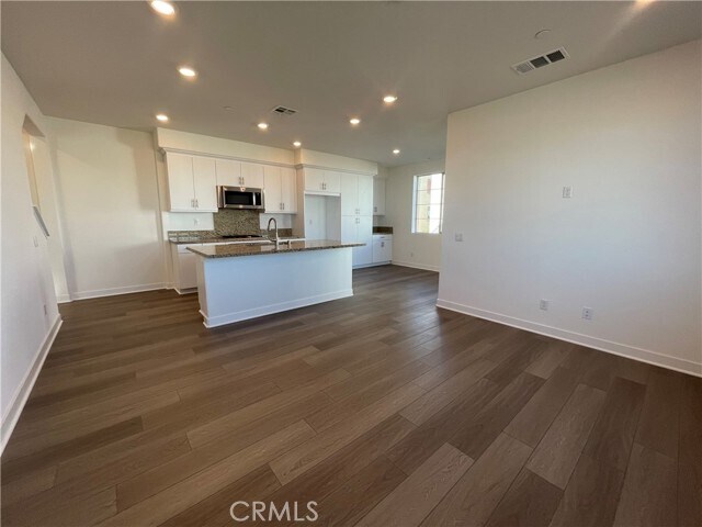 Building Photo - 2148 Willow Wisp