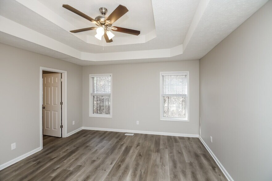 Building Photo - 2740 Owens Dr