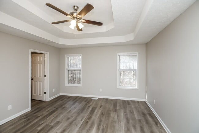 Building Photo - 2740 Owens Dr