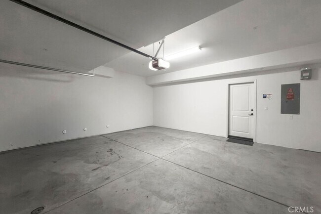Building Photo - 12162 Starling Ln