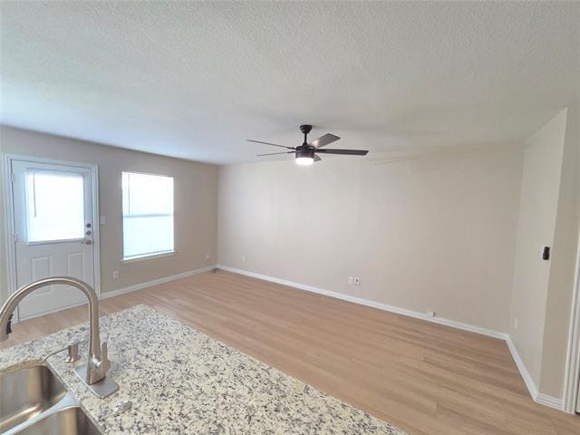 Building Photo - 2317 Bloomfield Dr