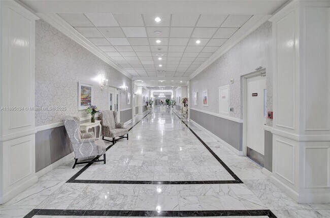 Building Photo - 3800 S Ocean Dr