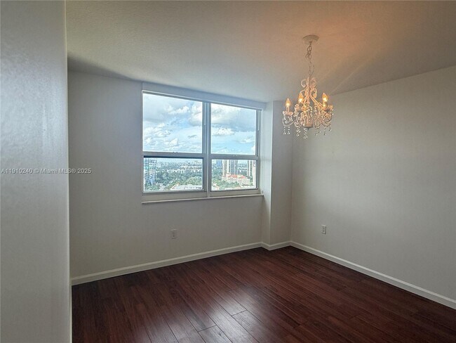 Building Photo - 19501 W Country Club Dr