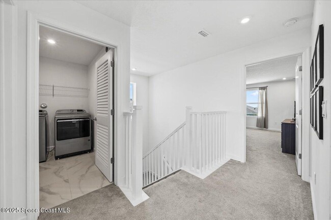 Building Photo - 14119 SW Safi Ter