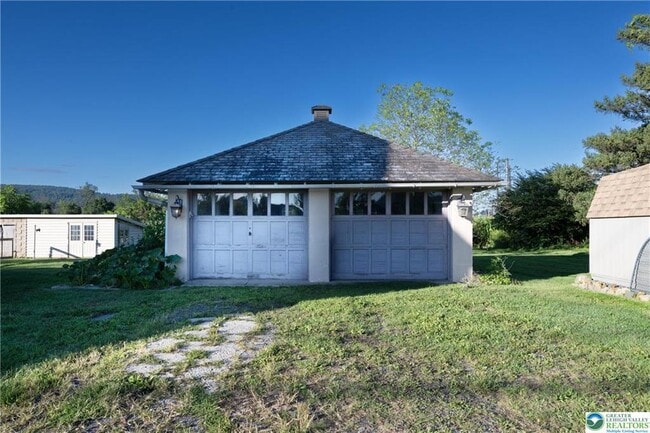 Building Photo - 4299 Lanark Rd