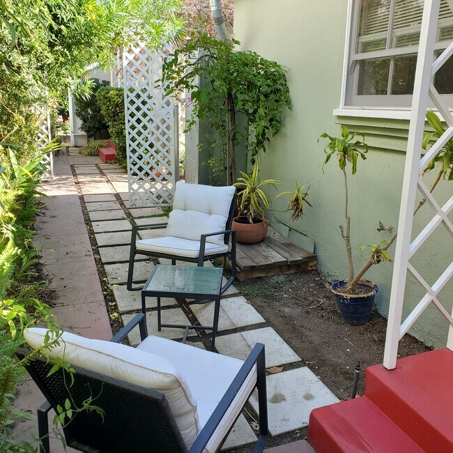 Patio - 847 12th St