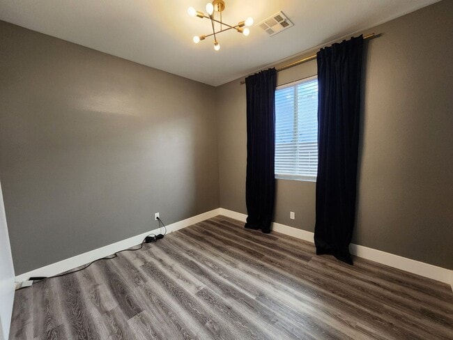 Building Photo - Fully Renovated Single Story Ranch Style Home in Summerlin!