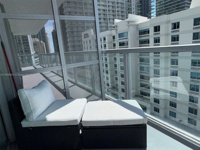 Building Photo - 79 SW 12th St