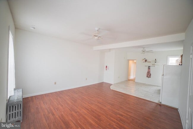 Building Photo - 2422 Poplar St