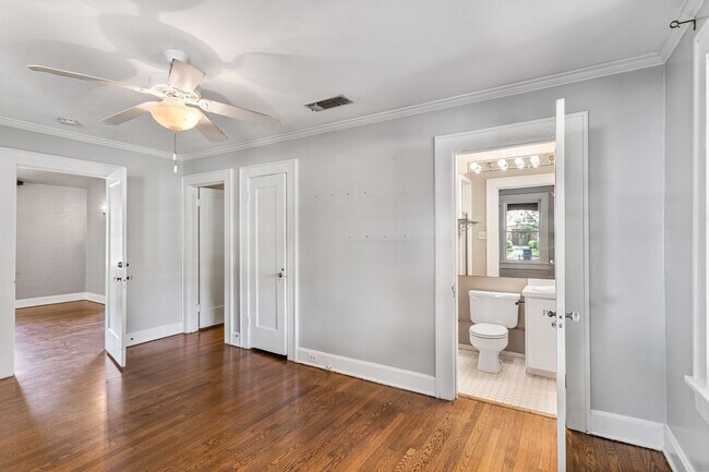 Building Photo - Fort Worth Gem Just Two Doors from TCU