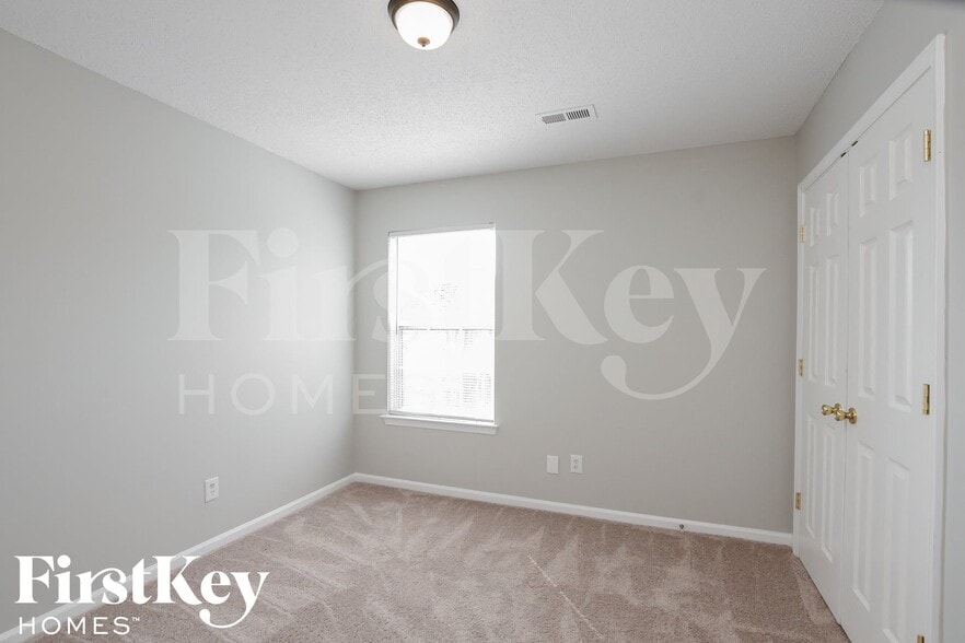 Building Photo - 9610 Rau Ct