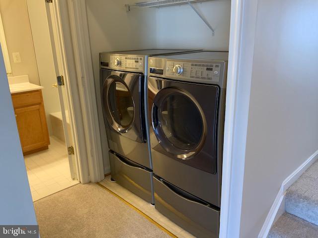 Building Photo - 22004 Avonworth Square