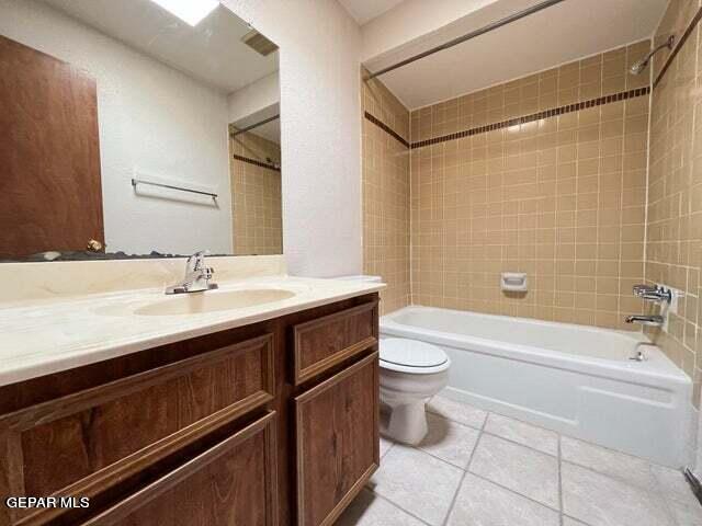 Building Photo - 3329 Red Sails Dr