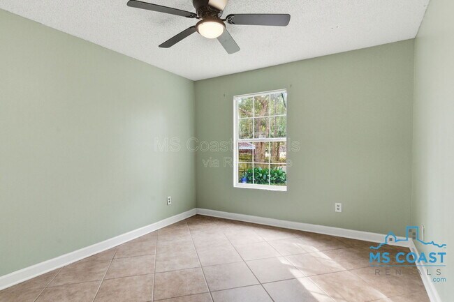 Building Photo - 2717 Honduras Dr