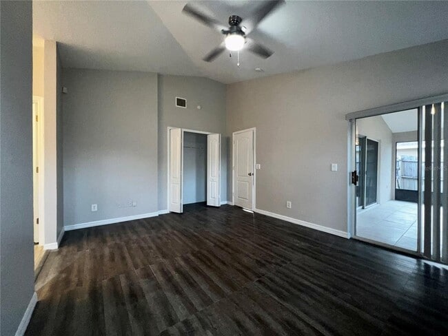 Building Photo - 2620 Regency Oak Ln
