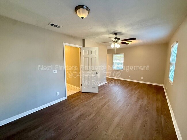 Building Photo - 3336 Cypresswood Dr S