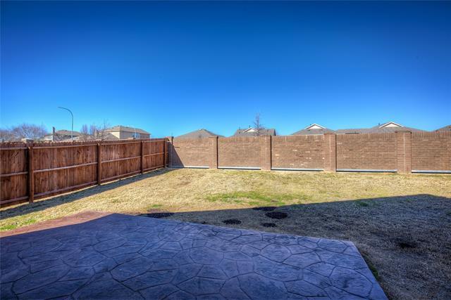 Building Photo - 404 Falling Star Dr