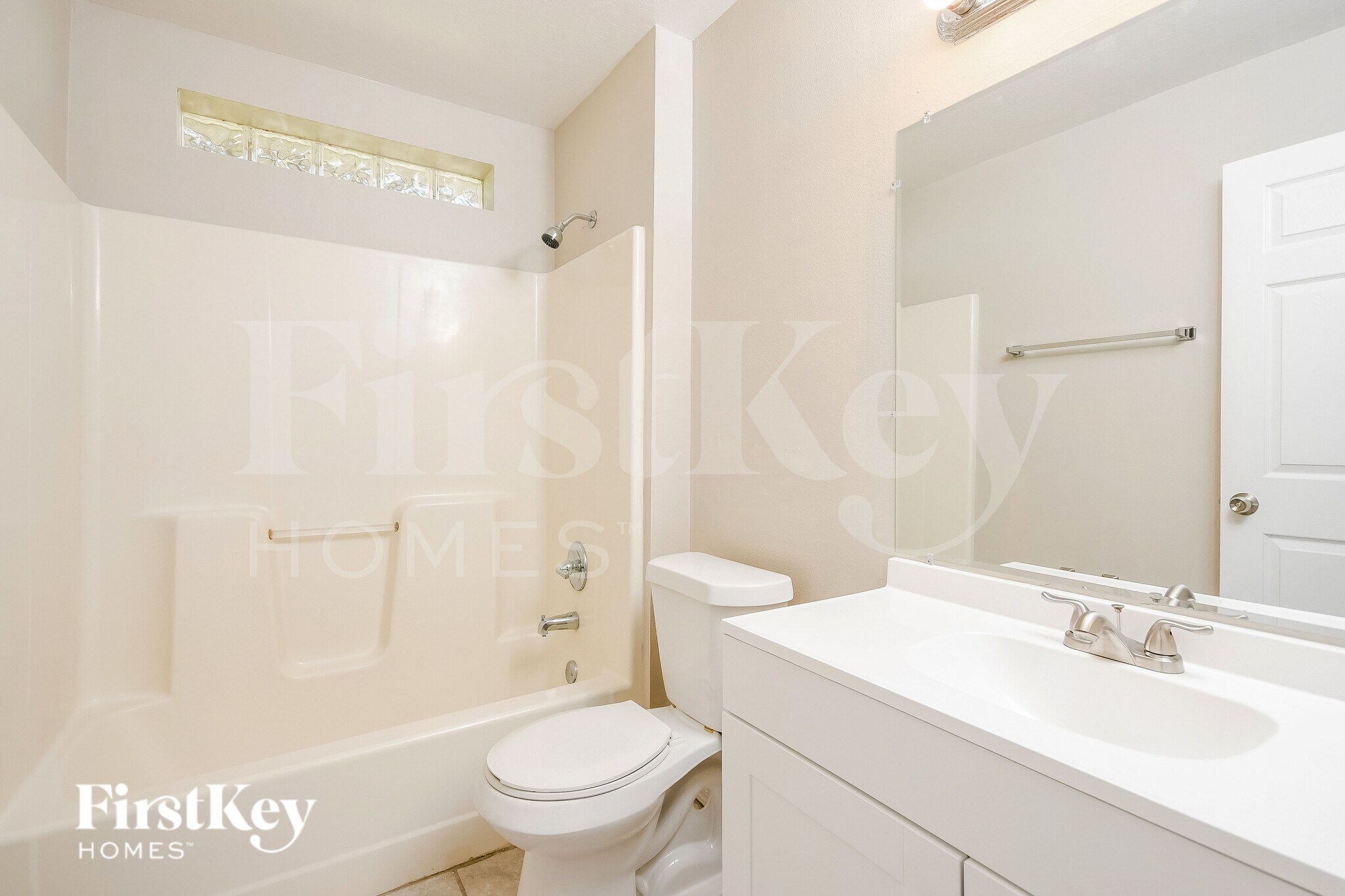 Building Photo - 3753 Dartford Dr