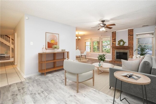 Building Photo - 1545 Lakeport Ct