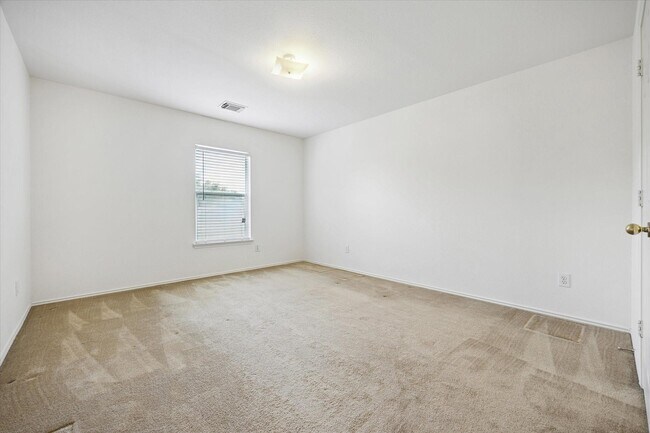 Building Photo - 15627 Haleys Landing Ln