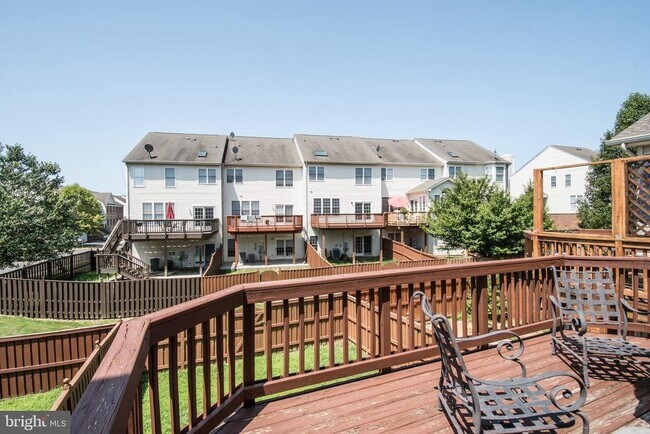Building Photo - 203 Misty Pond Terrace