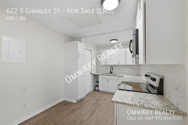 Building Photo - 622 S Charles St