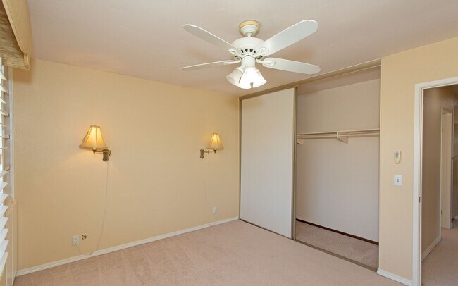 Building Photo - Charming 4 bedroom Home in Oceanside