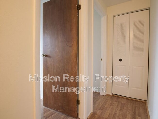 Building Photo - 9324 Gildenfield Ct