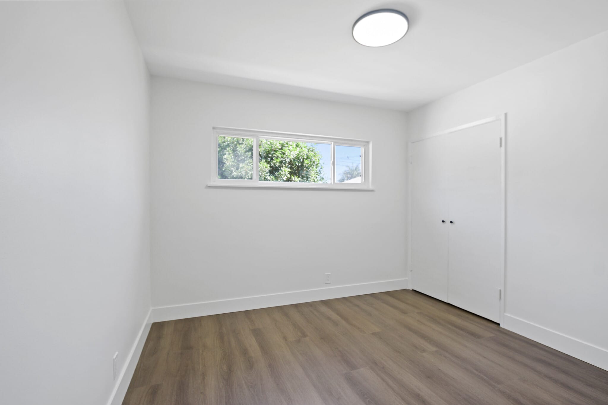 Building Photo - 8437 Everest St