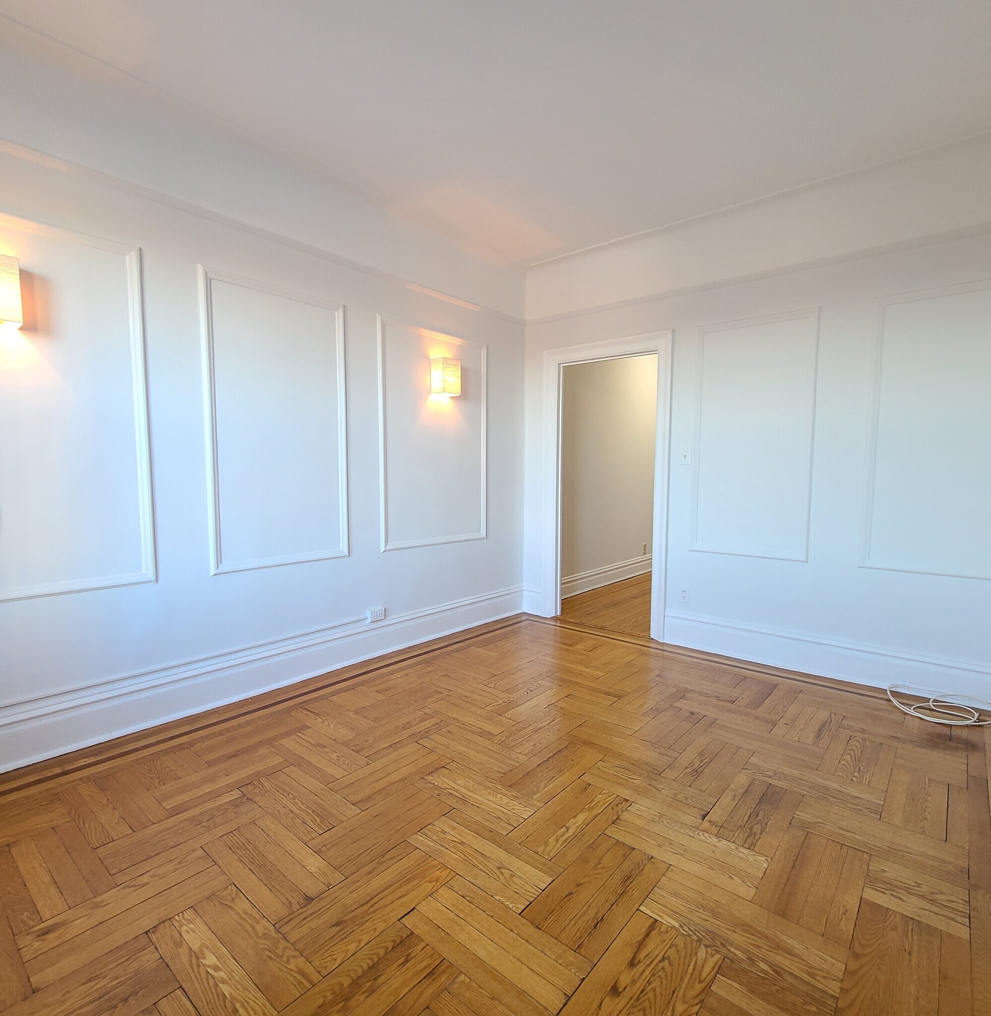 Building Photo - 7612 Park Ave