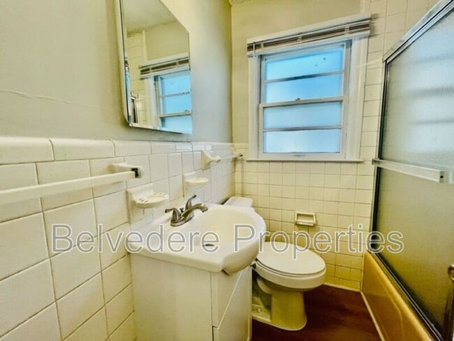 Building Photo - 616 S Holden Rd