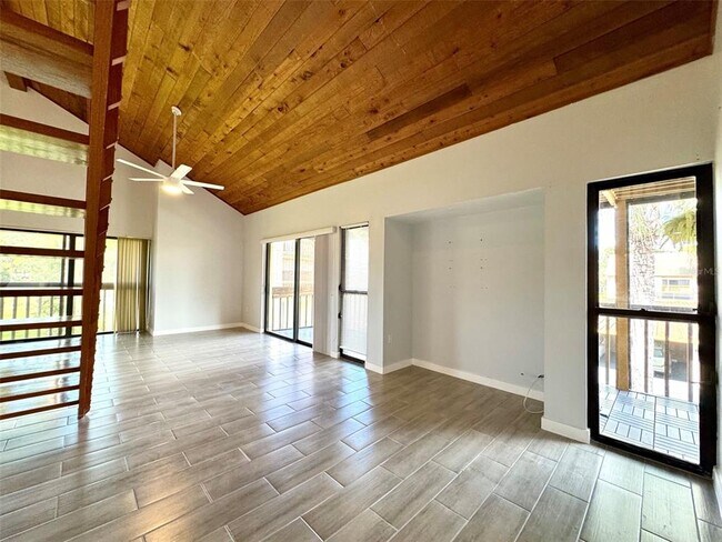 Building Photo - 3031 Willow Green Dr
